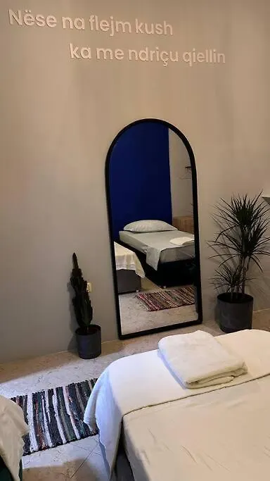 Super House Blloku - 3 Rooms Tirana Apartment
