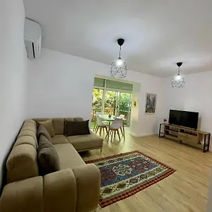 Elma's Center Of Apartment