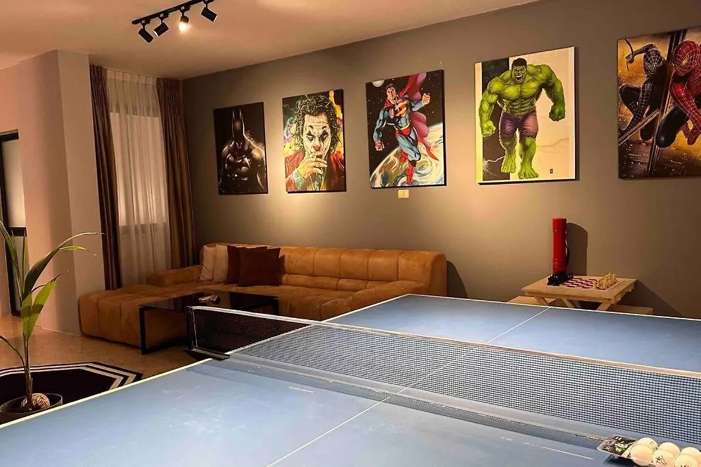 Super House Blloku - 3 Rooms Tirana Albania